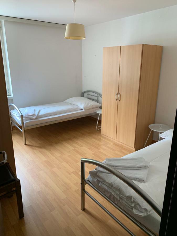 Hotel & Restaurant Stadthof Гларус Экстерьер фото
